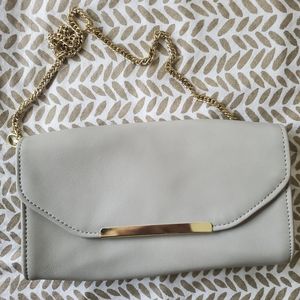 Never used Nine West Bag Detachable chain